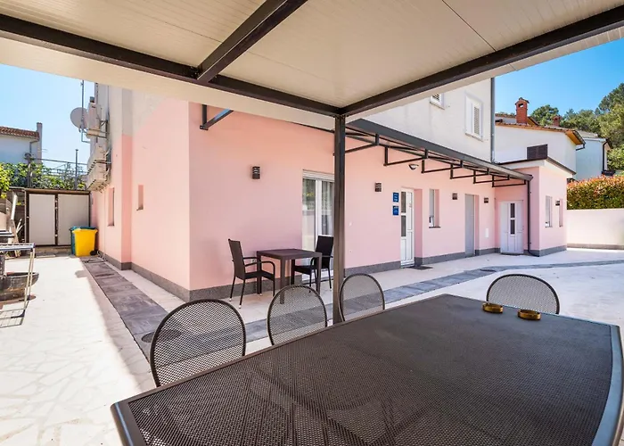 And Flora Guest house Porec