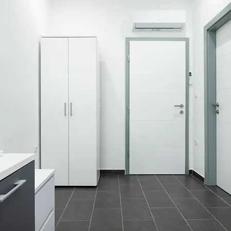 Гостевой дом And Flora Пореч