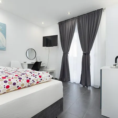 And Flora 3* Пореч