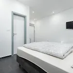 And Flora Guest house Porec