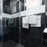 And Flora Guest house